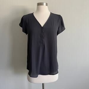 LOFT Outlet V-Neck Tulip Sleeve Blouse Button Detail Grey XS NWT